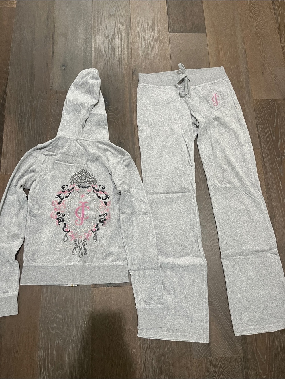 Juicy Couture Silver Gray Velour Hoodie & Pants with Pink Crest